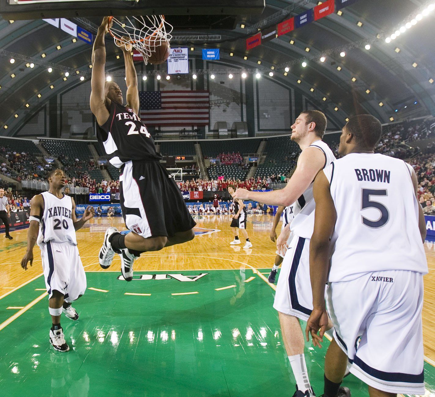 A10 Basketball Tourney